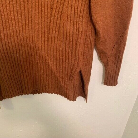 7Modifier Mock Neck Sweater Tan Rust Ribbed Front - Picture 5 of 9
